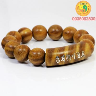 Vòng tay gỗ thần chú Om Mani Padme Hum